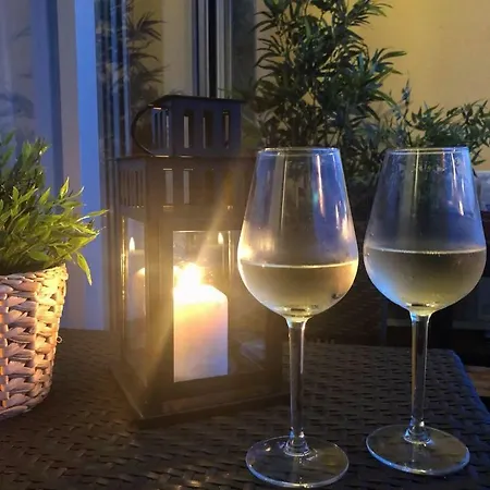Apartamento T1 Com Piscina شقة بورتيماو